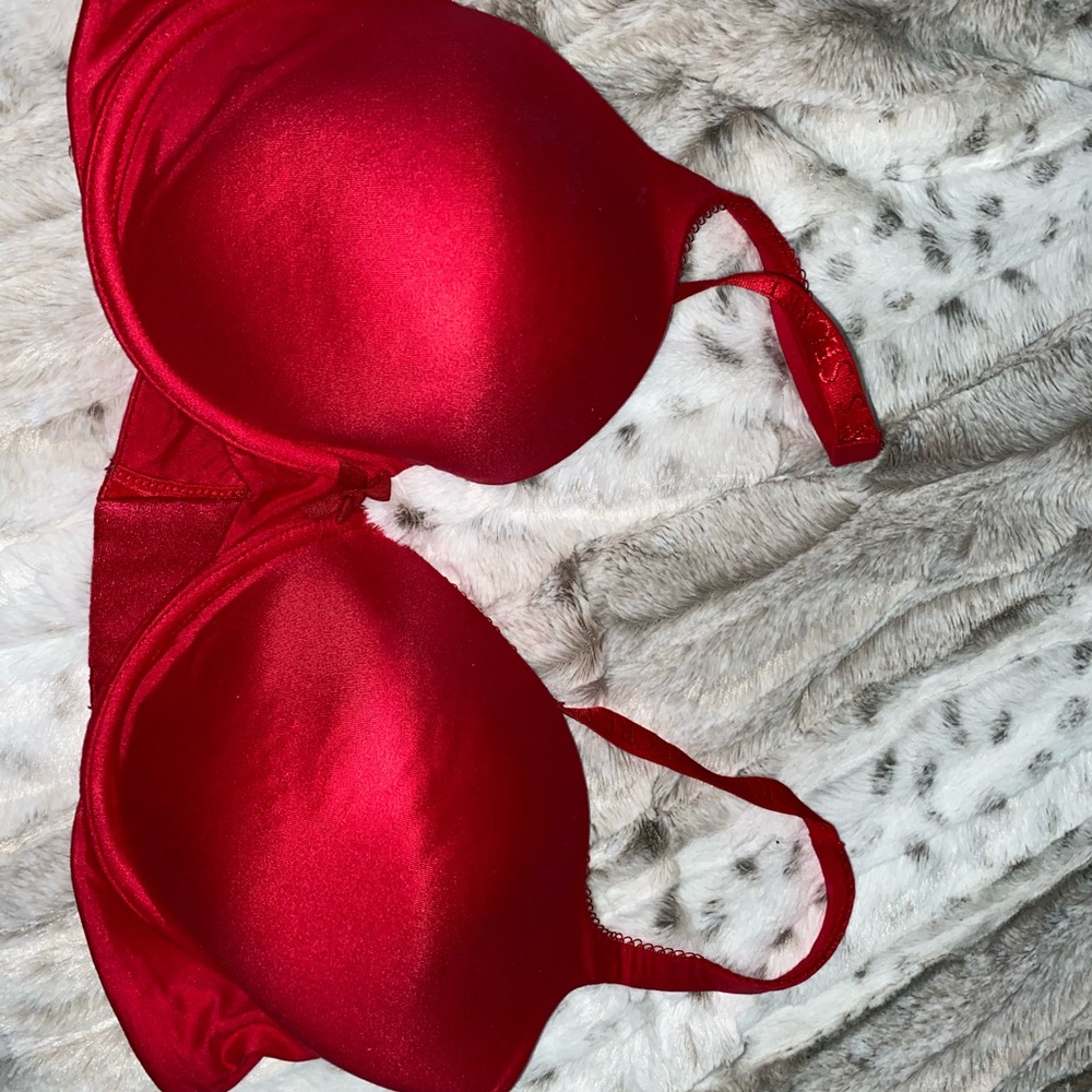 1 red and 1 black VS comfy bras